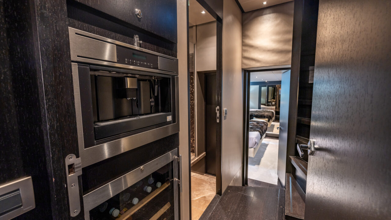 2024-04-03_Guy Fleury_Lengers_Lengers Lounge 60-62