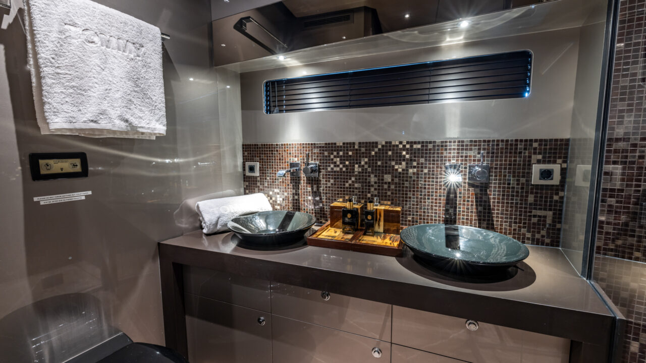 2024-04-03_Guy Fleury_Lengers_Lengers Lounge 60-66