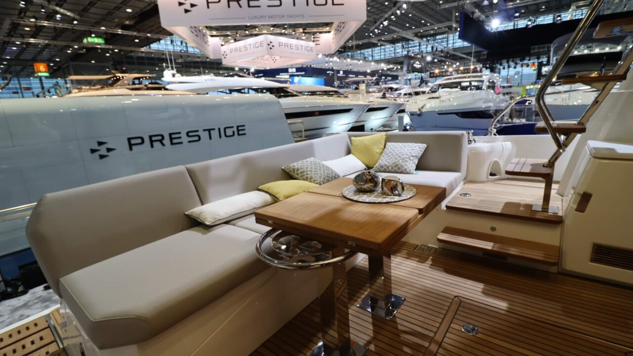 New-Prestige-520-flybridge-for-sale-Lengers-Yachts-1.jpg
