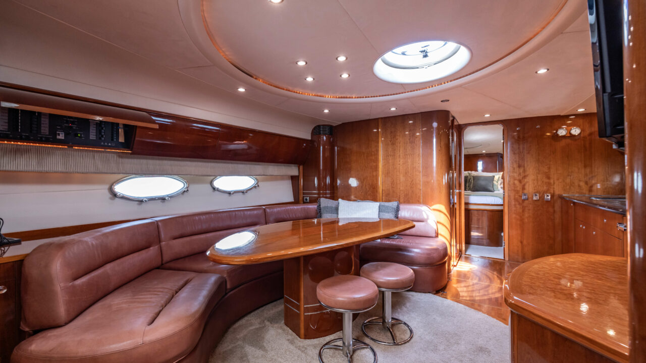 Princess V58 motor yacht for sale interior image – Lengers Yachts (4)
